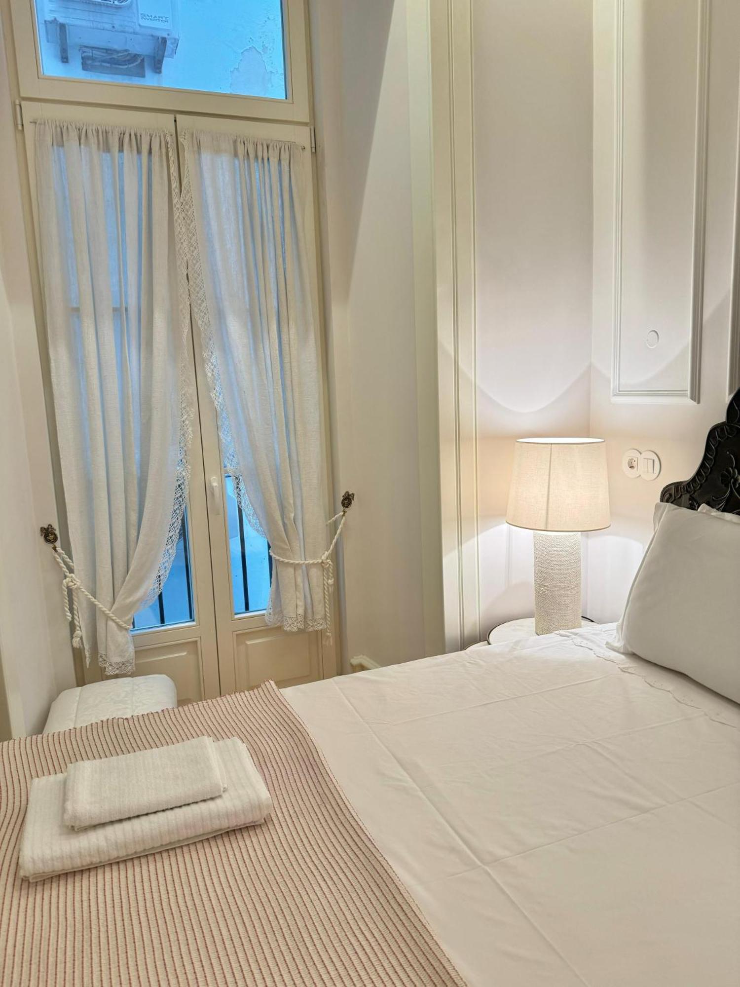 Quarto Com Banheiro Privativo Na Baixa Lisboa Eksteriør billede